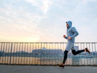 courir en arriere bienfaits