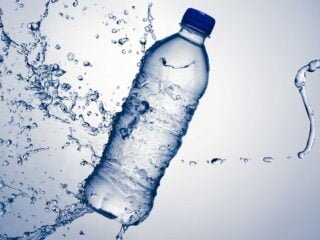 eau plate vs gazeuse