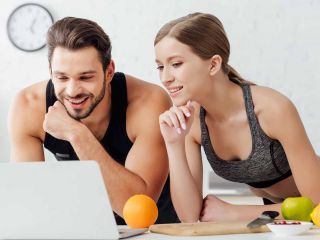 differences nutritionnelles hommes femmes calories proteines glucides lipides vitamines mineraux metabolisme
