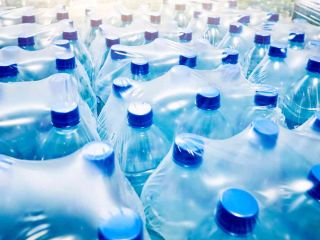 eaux contaminées : Nestlé au cœur d'un scandale sanitaire majeur