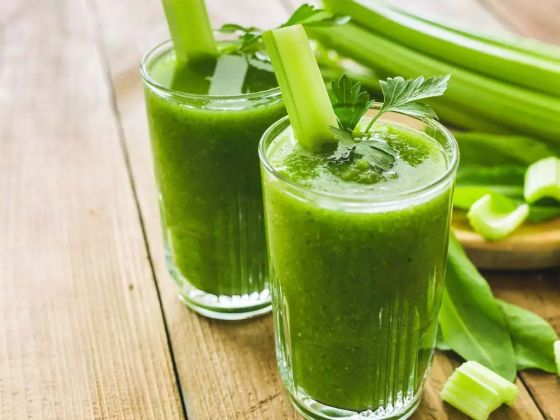 celeri jus perte poids maigrir minceur sante detox brule graisse legume calories
