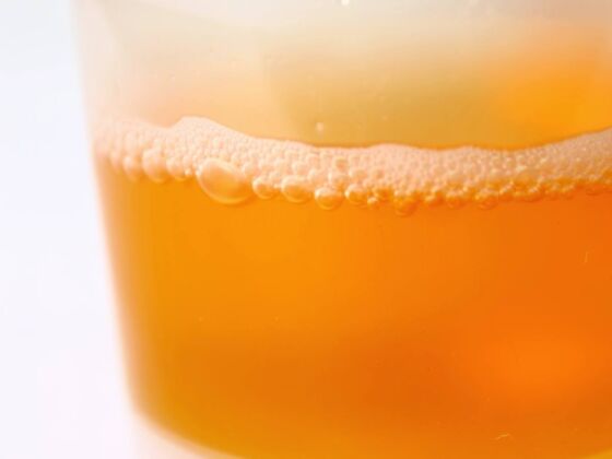 boire urine dangers bienfaits