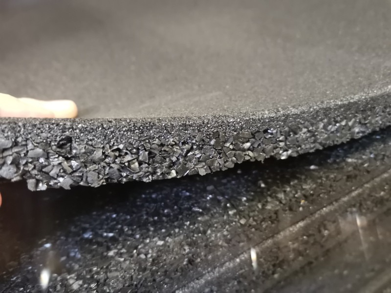 dalle caoutchouc amortissante