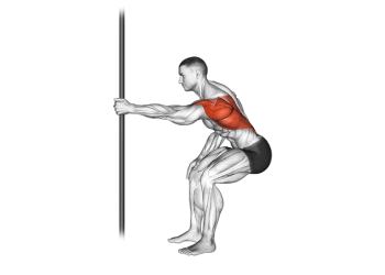 étirement du dos à la barre fixe